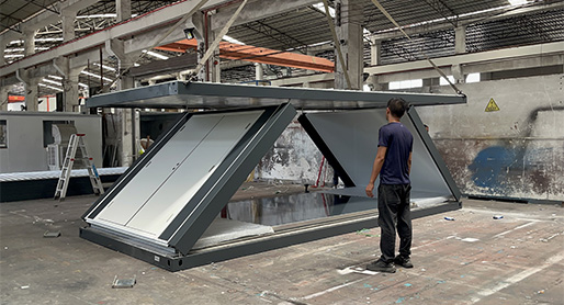 Case container pieghevoli per campeggio